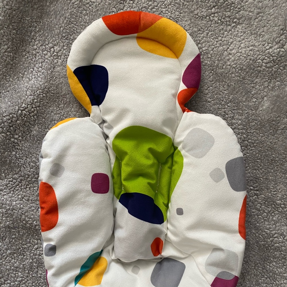 Mamaroo Infant Insert